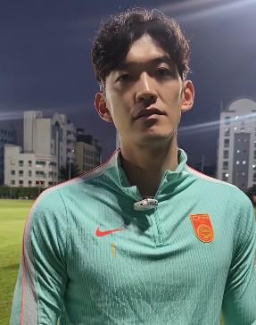 欧文绯闻再热闹也是空转：独行侠已明确不交易，火箭连询价都没递'>
                                        </a>
                                      </li> <li class='hiSlider-item td-dynamic-news-card'>
                                        <a href=