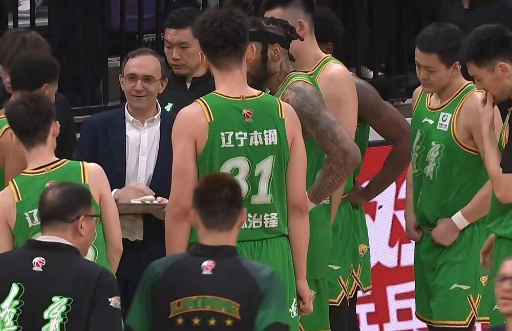 ITV：梅努称莫德里奇是榜样,他是一名伟大的球员'>
                                        </a>
                                      </li> <li class='hiSlider-item td-dynamic-news-card'>
                                        <a href=