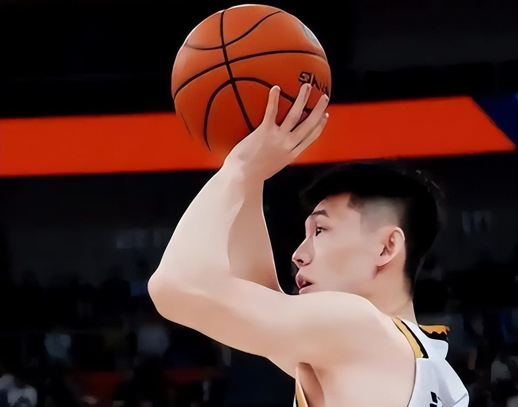 马德兴：自媒体兴起让小球员拥有巨大关注度，也侵蚀了专注度